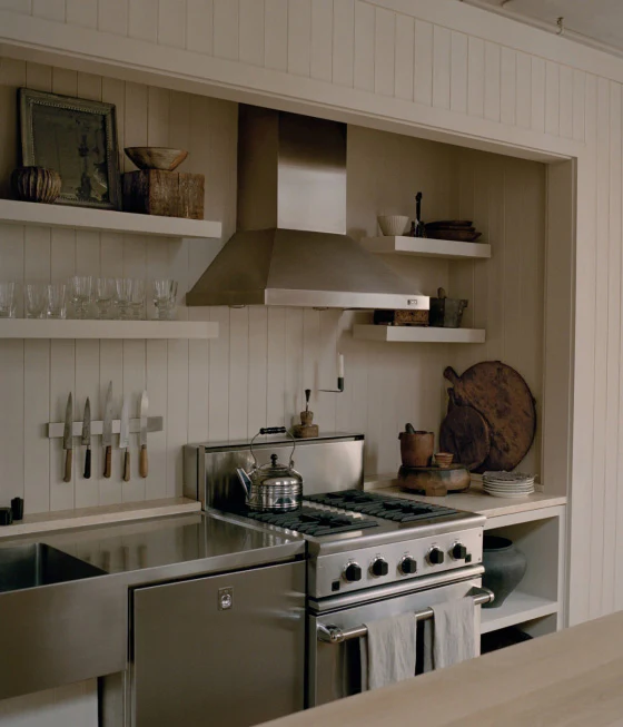 Arranging Things - Image 3