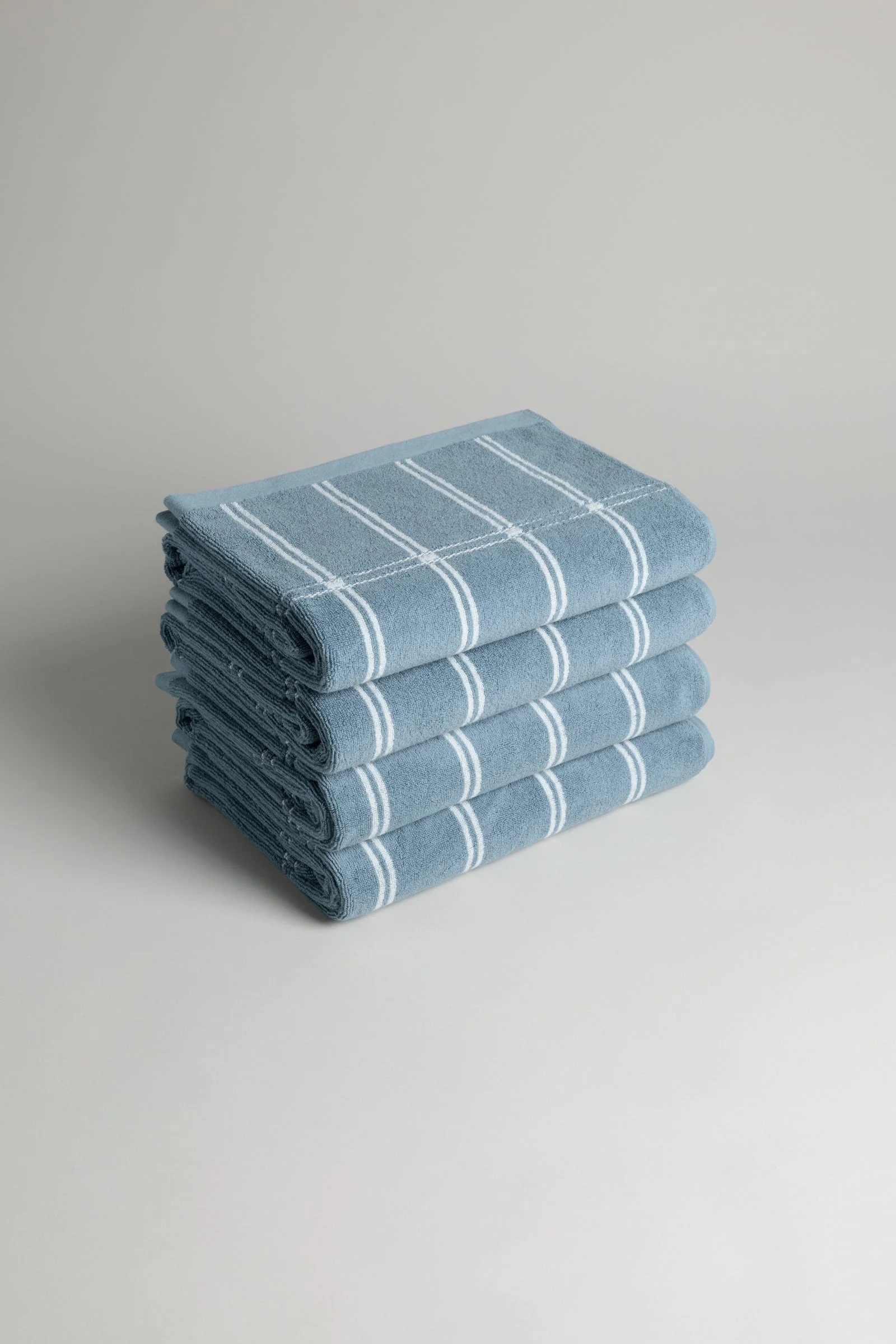 Baina Sorn Bath Towel - Celeste / Chalk - Image 4