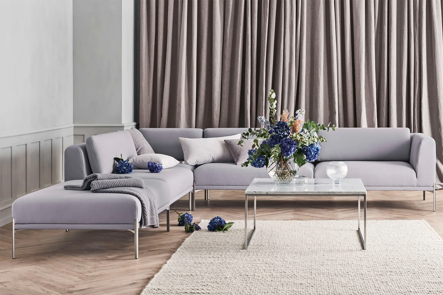 Bolia Caisa 4 Seater with Chaise - Image 5