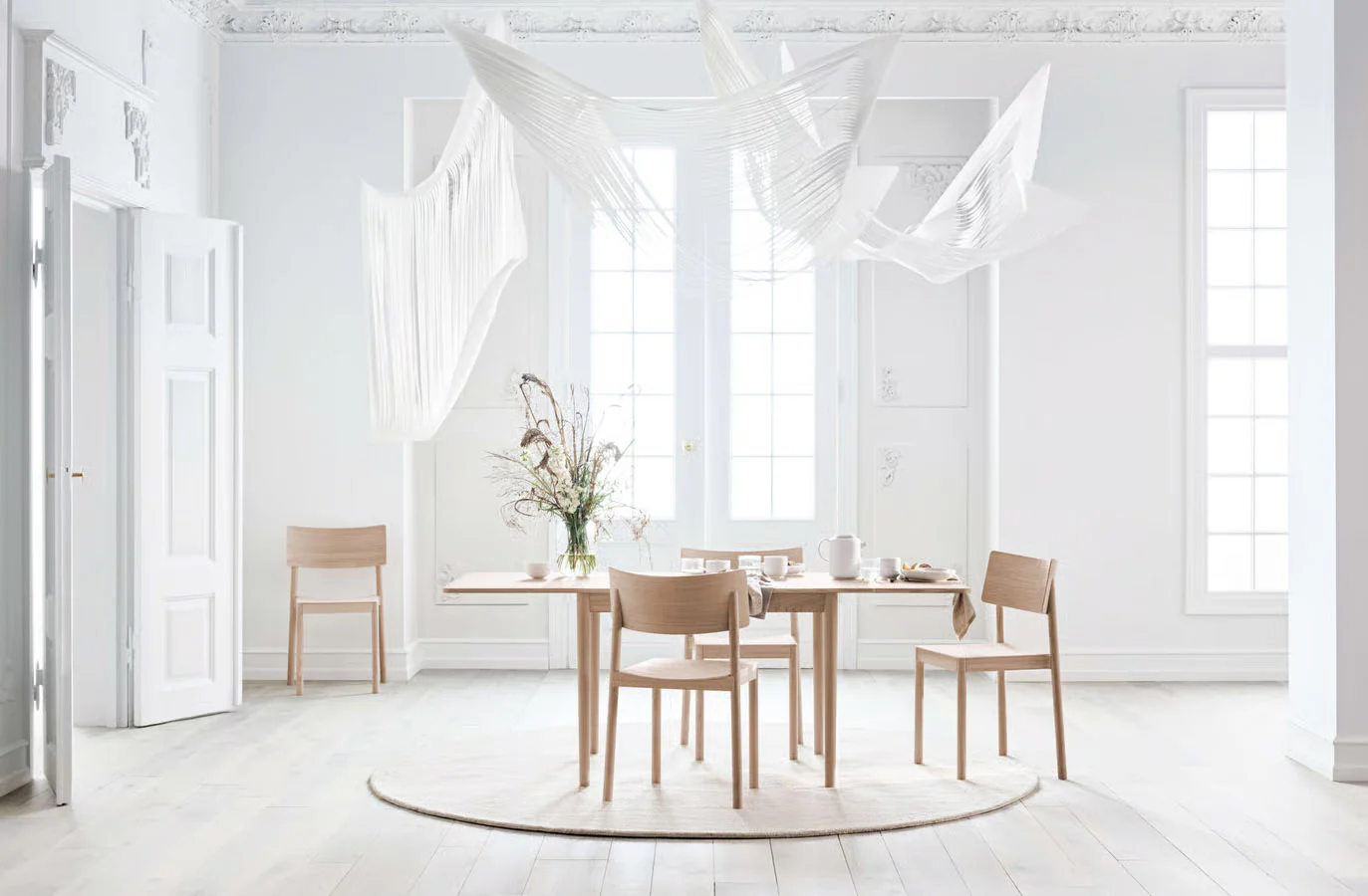 Bolia DoubleUp Dining Table OILED OAK (Showroom Piece) - Image 2