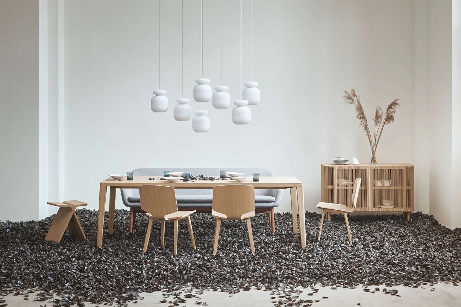 Bolia Graceful Dining Table - Image 3