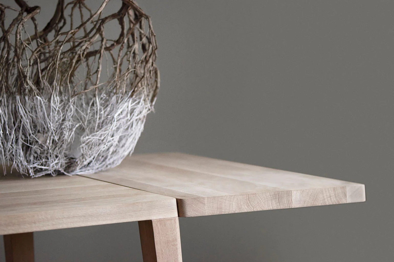 Bolia Graceful Dining Table - Image 7