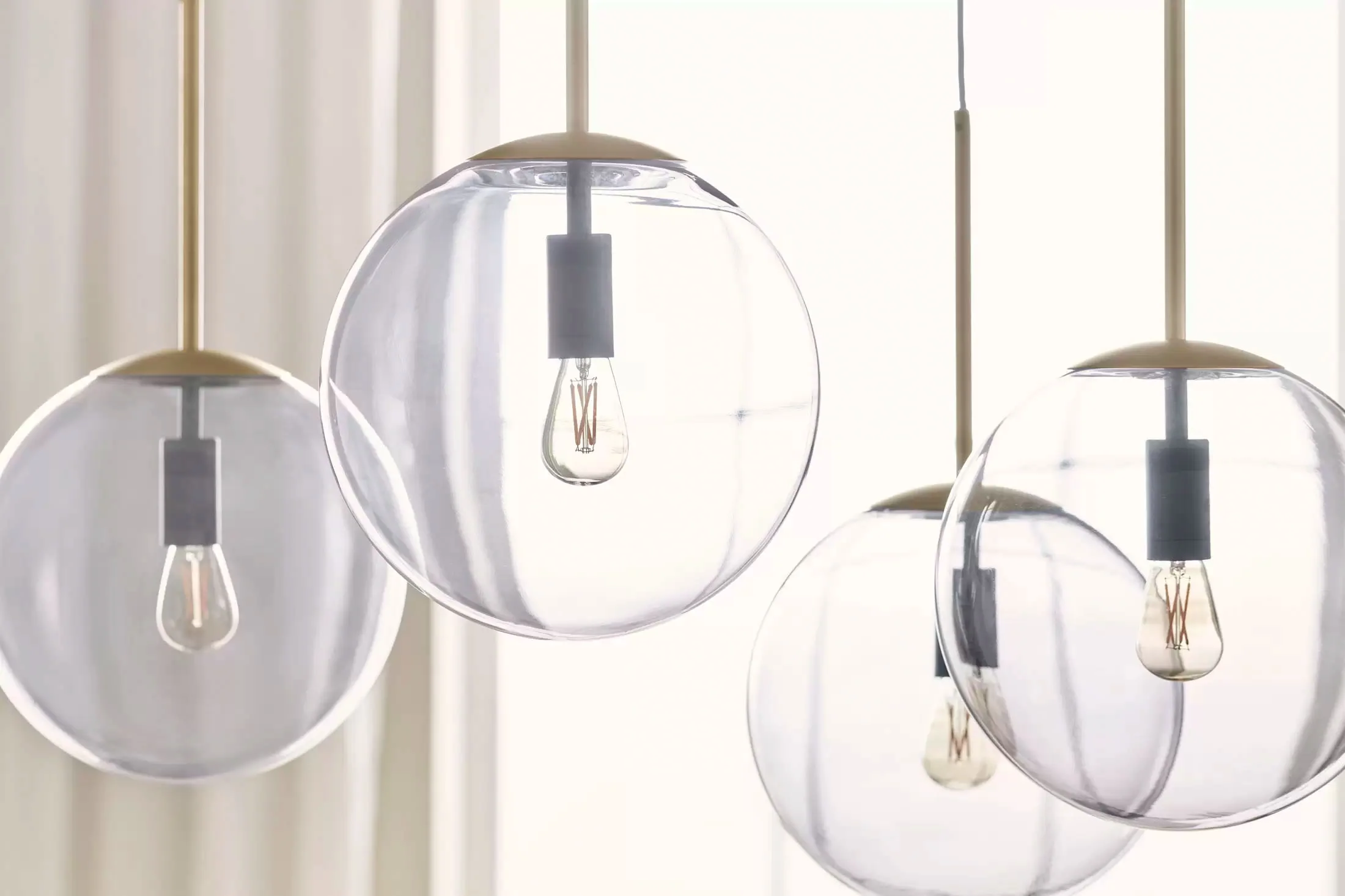 Bolia Orb Solitaire Pendant 20cm - Image 4
