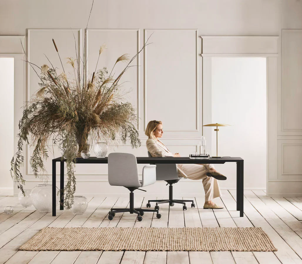 Bolia Palm Office Chair - Fully Upholstered with Wheels - Image 3