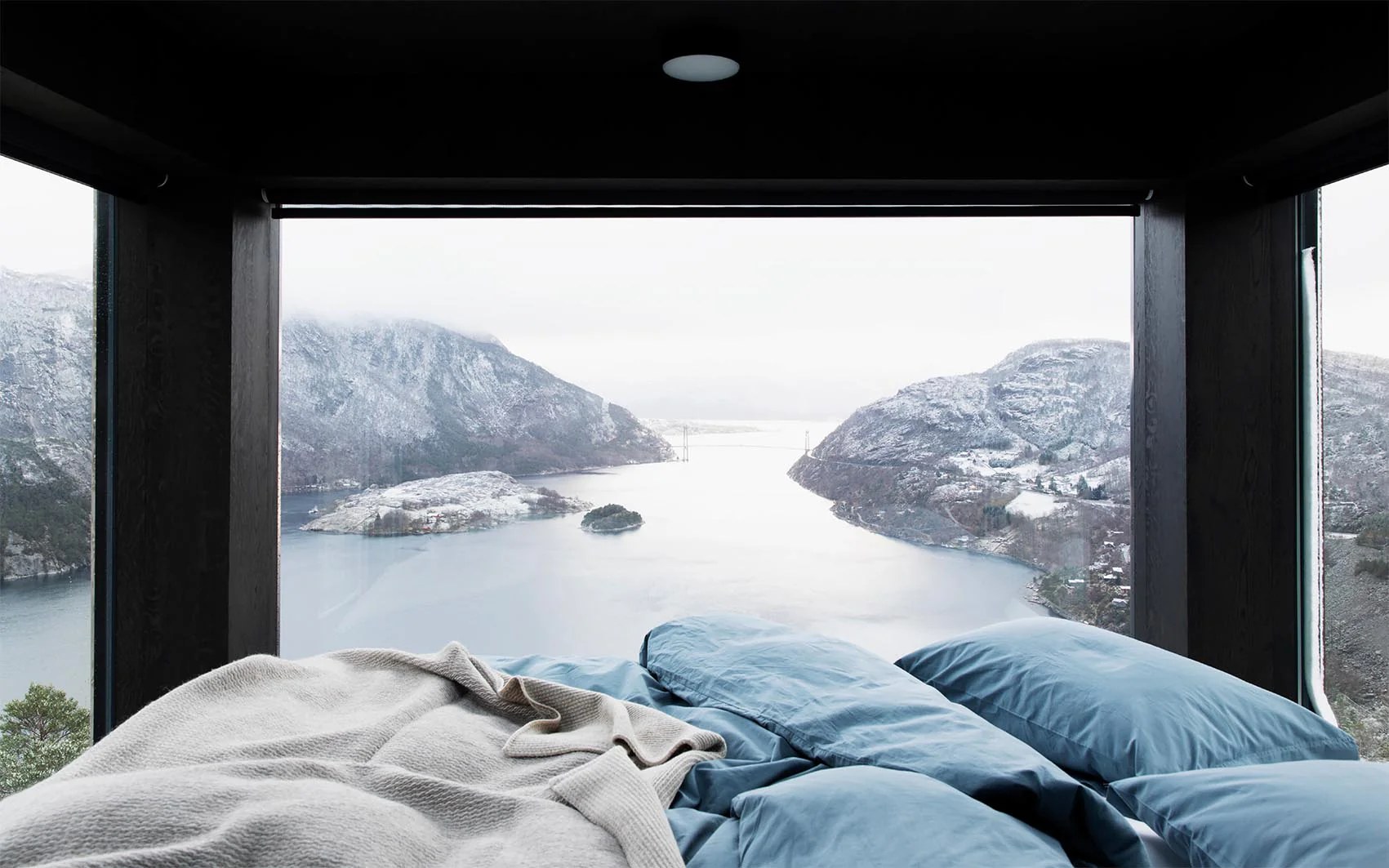 Cabin Fever: Enchanting Cabins - Image 2