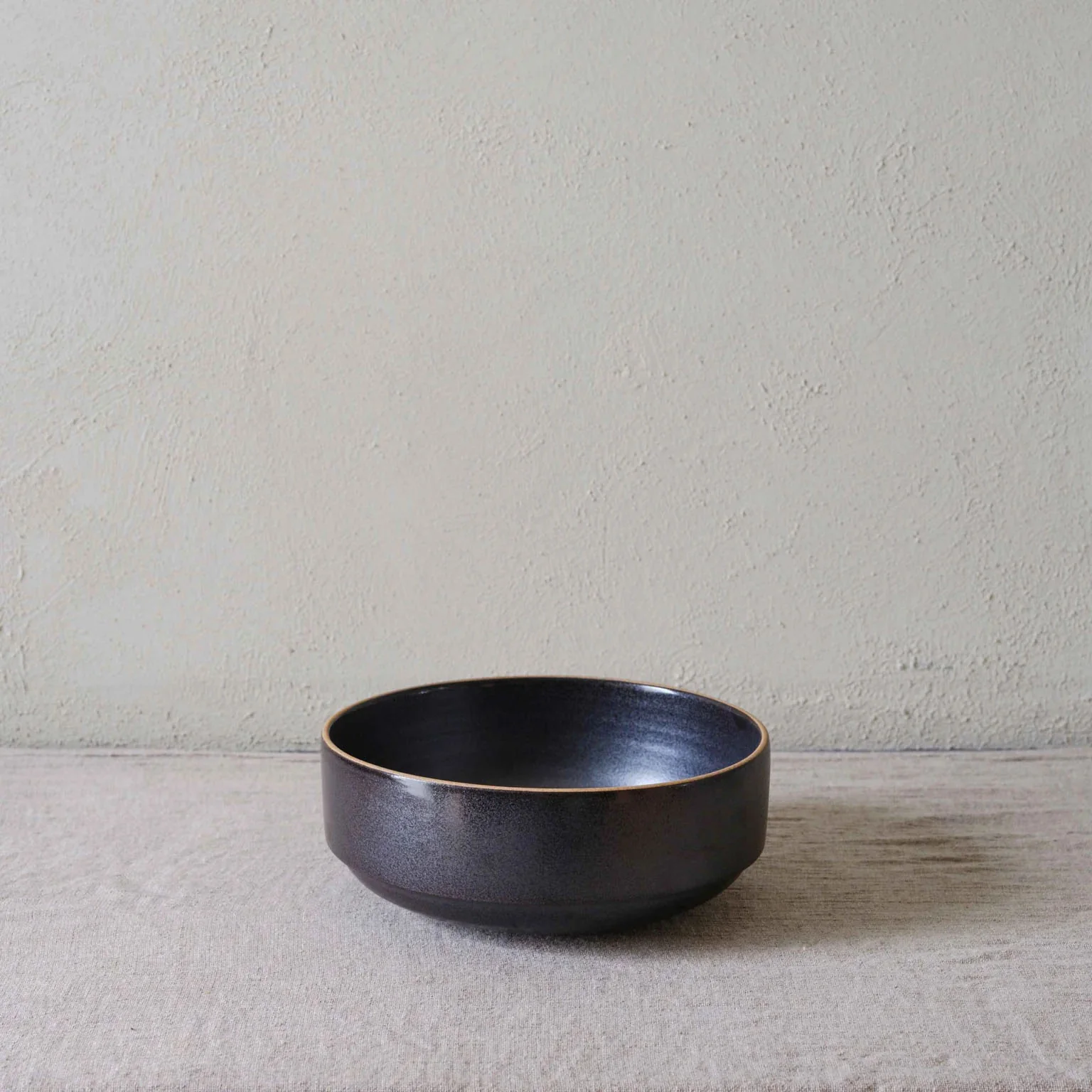 Cisco & the Sun Flores Ceramic Soup & Salad Bowl Large - Dark Ash - Image 2