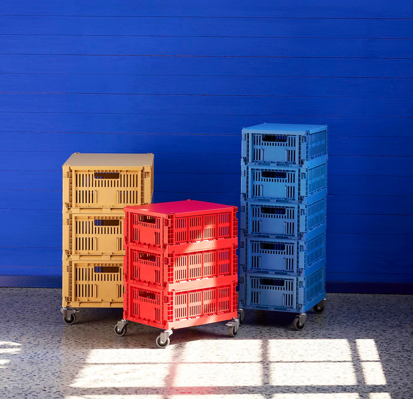 HAY Colour Crate Lid Medium - Red - Image 2