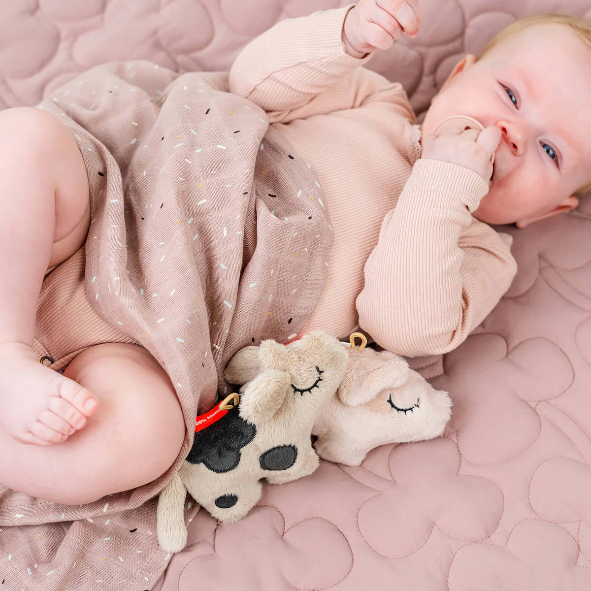 Done by Deer Tiny Sensory Rattle Dotti Sand - Image 4