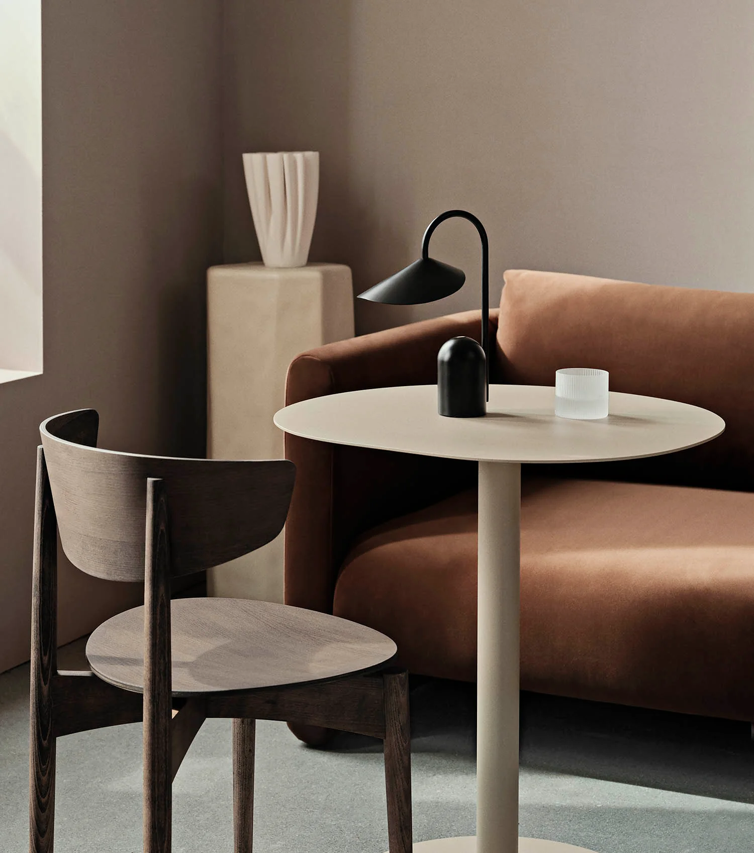 Ferm Living Arum Portable Lamp - Black - Image 3