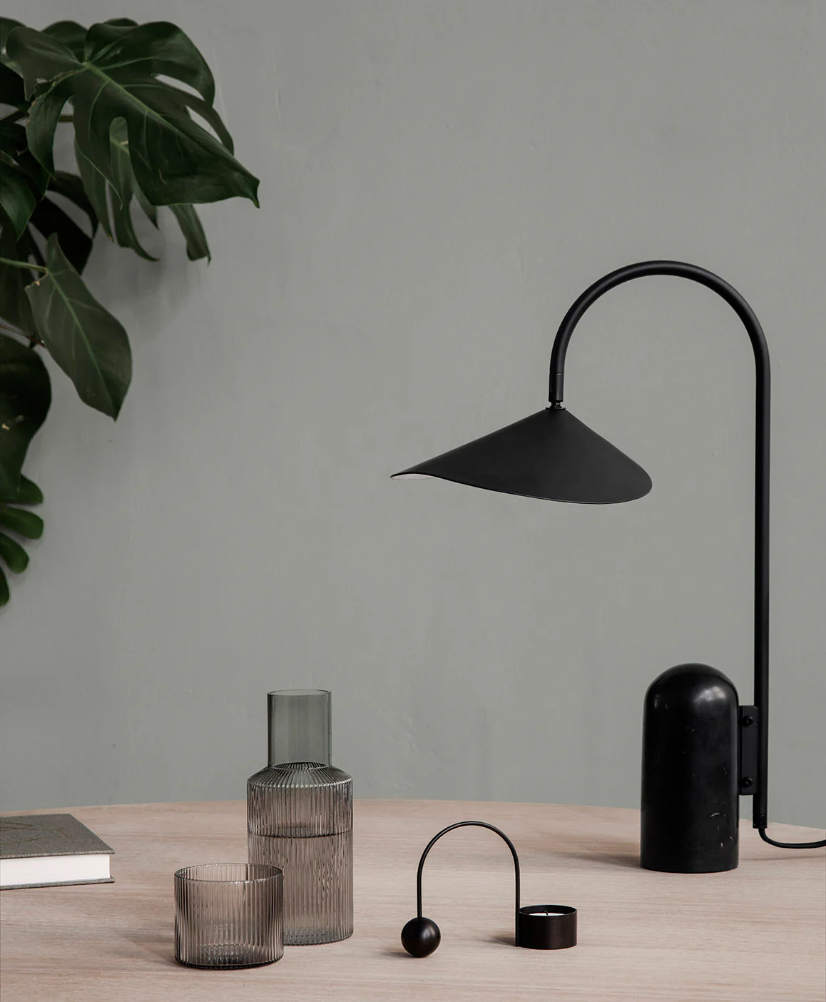 Ferm Living Arum Table Lamp - Black - Image 3
