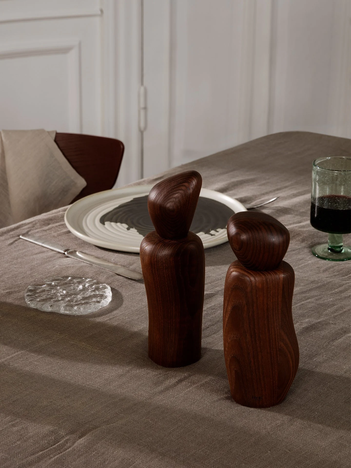 Ferm Living Cairn Grinder - Dark Brown Ash - Image 2
