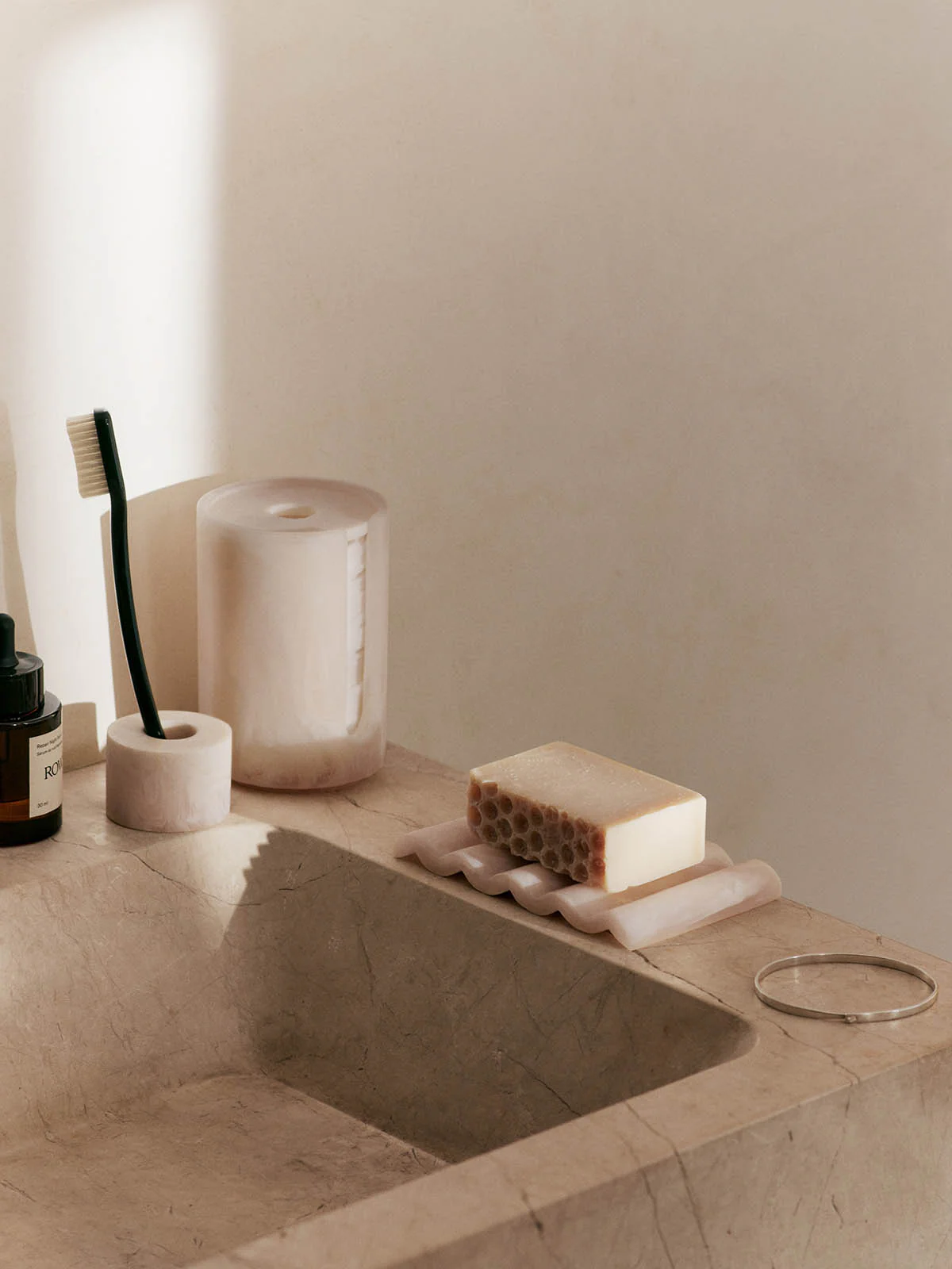 Ferm Living Mist Toothbrush Holder Single - Image 6