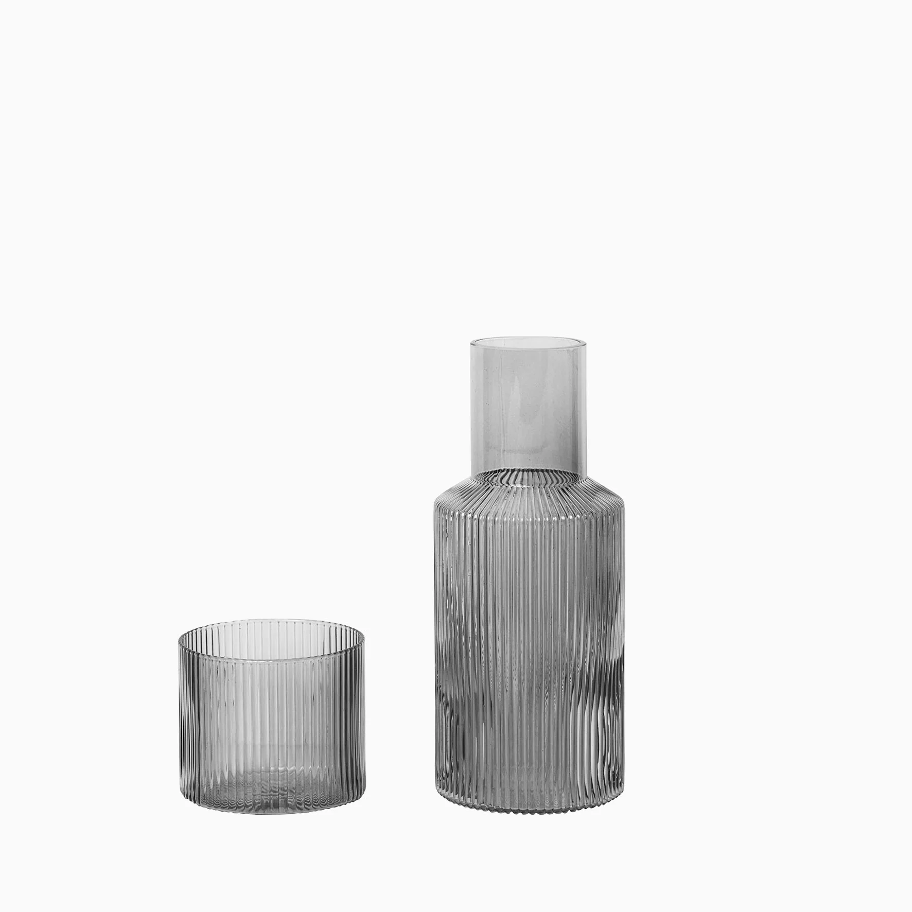 Ferm Living Ripple Carafe Set Small - Smoked Grey