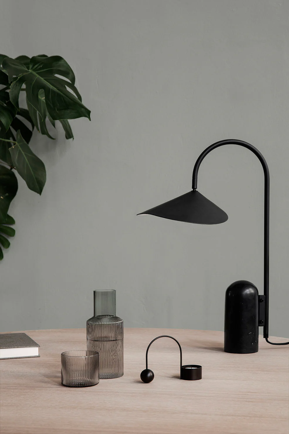 Ferm Living Ripple Carafe Set Small - Smoked Grey - Image 3