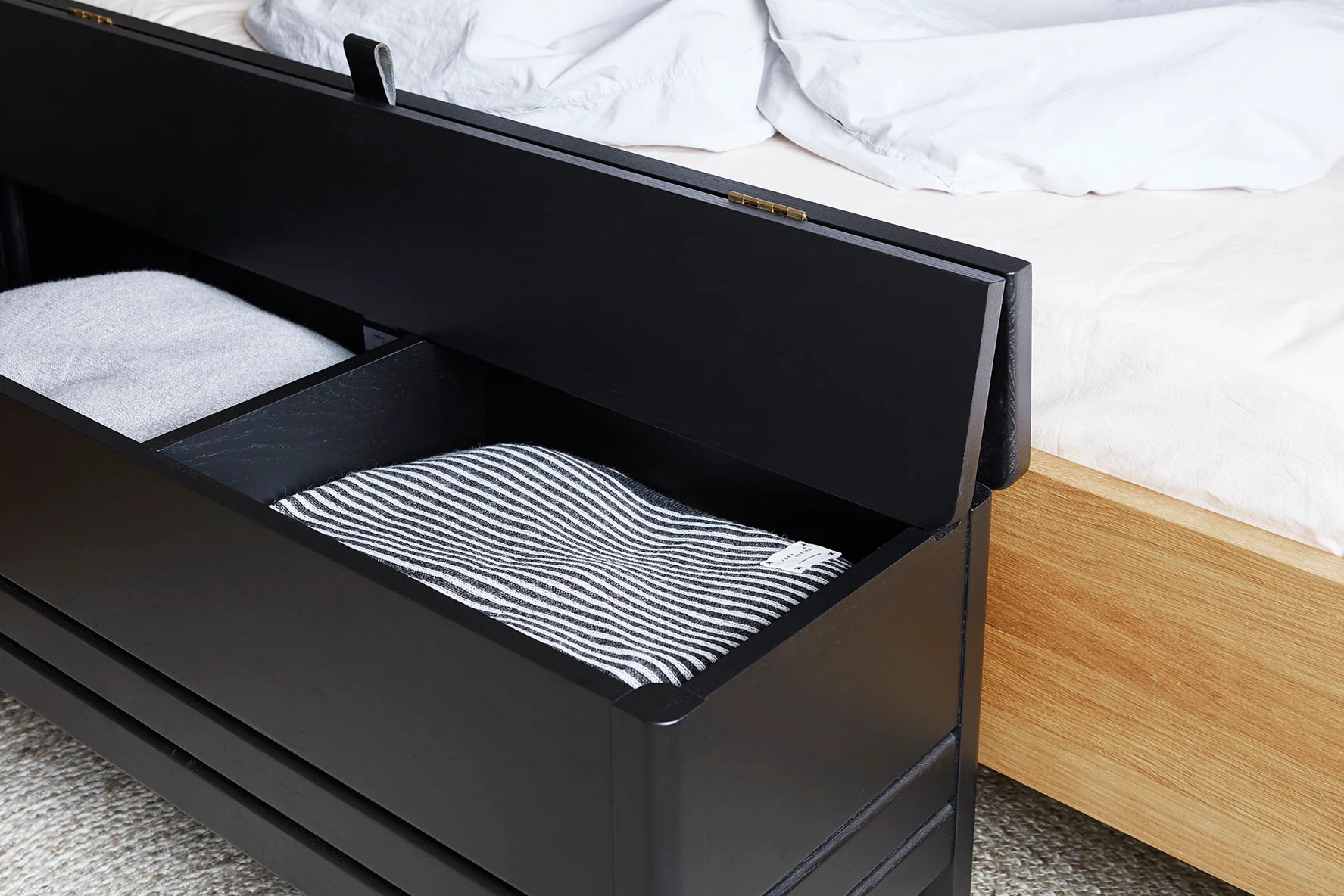 Form & Refine A Line Storage Bench 111cm - Image 8
