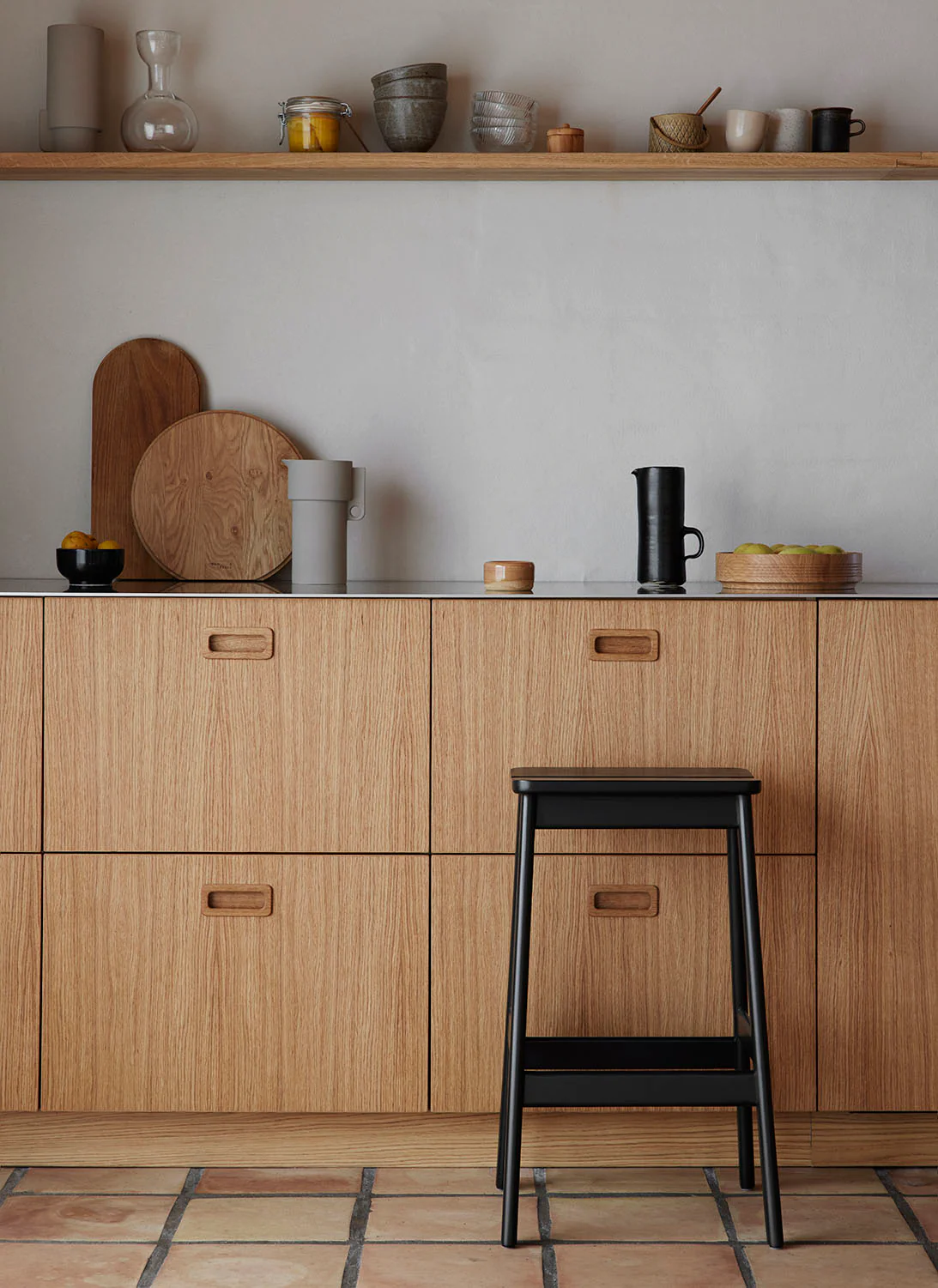 Form & Refine Angle Bar Stool - Image 10