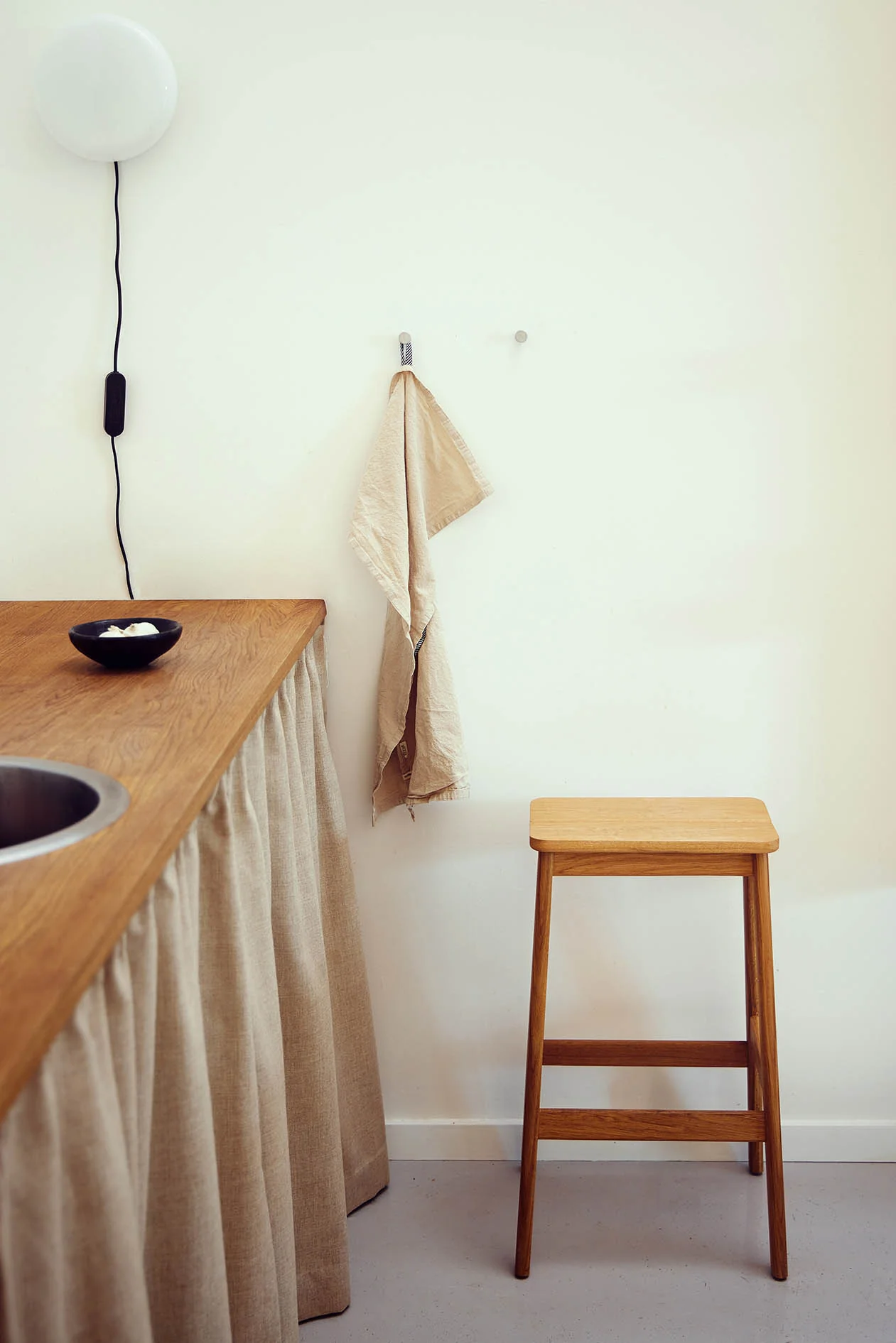 Form & Refine Angle Bar Stool - Image 7