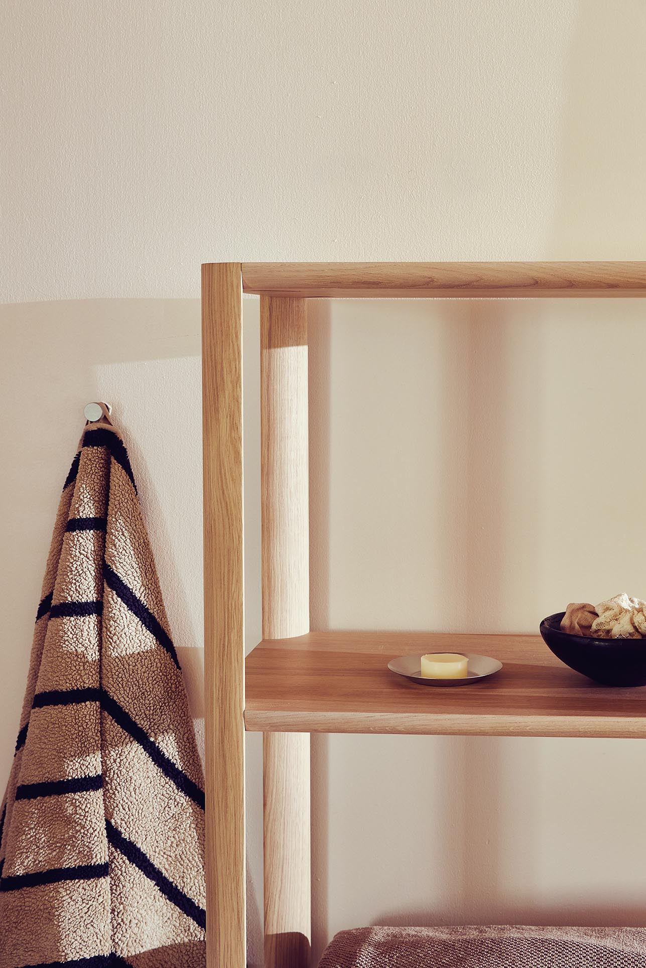 Form & Refine Lean Shelf 0.5x5m - Image 8