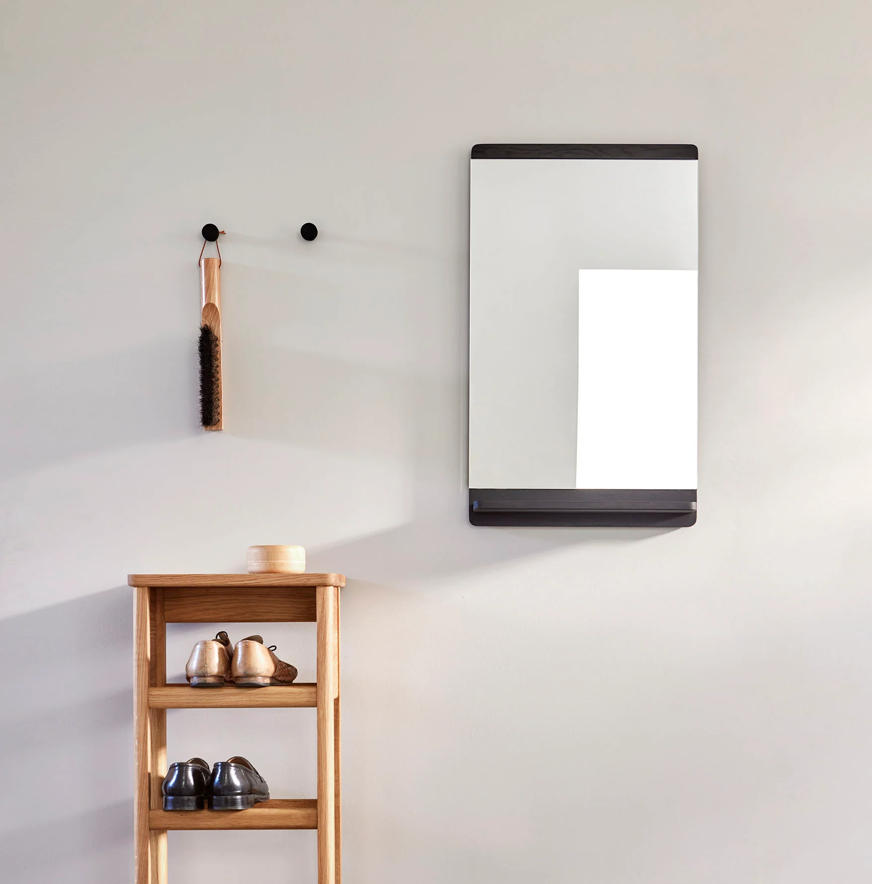 Form & Refine Rim Wall Mirror - 40x68cm - Image 2
