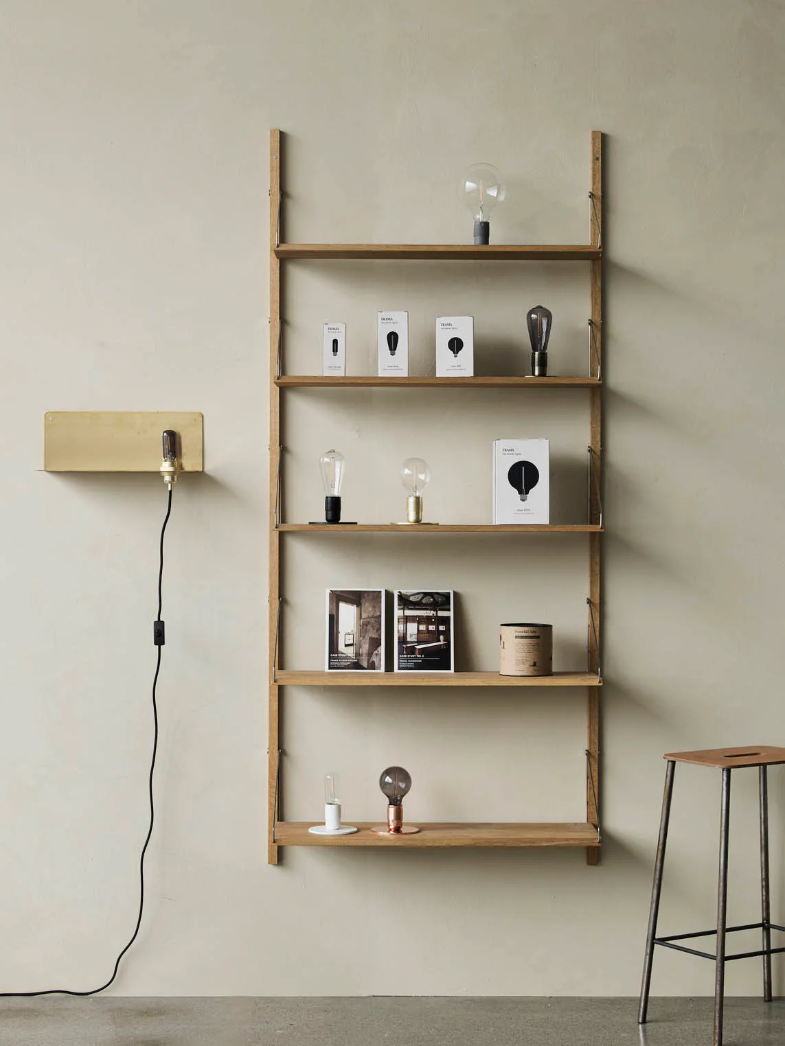 Frama Shelf Library H1852 - Single Section - Image 2