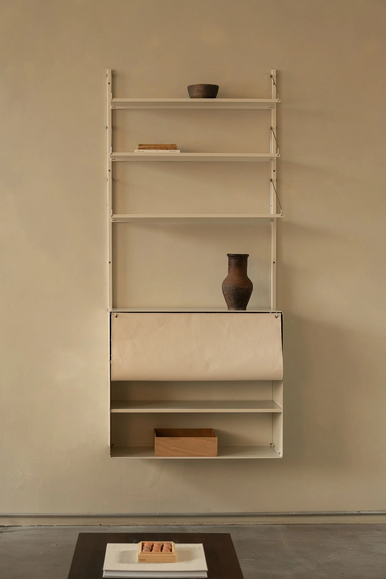 Frama Shelf Library H1852 - Single Section with Cabinet - Image 10