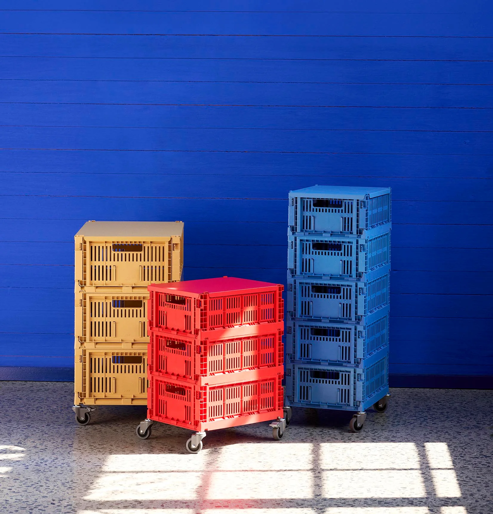 HAY Colour Crate Lid Large - Golden Yellow - Image 4