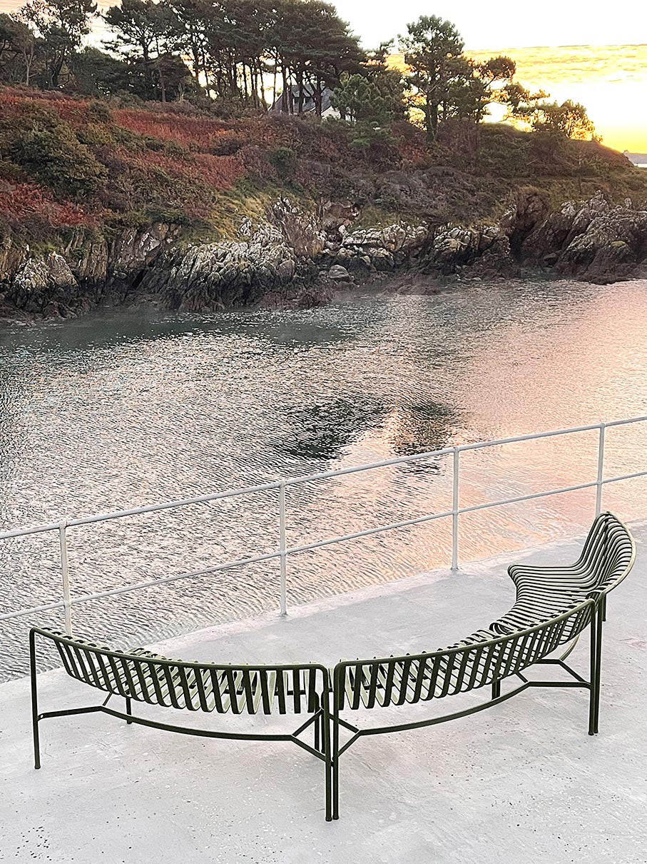 HAY Palissade Park Dining Bench In - Image 9