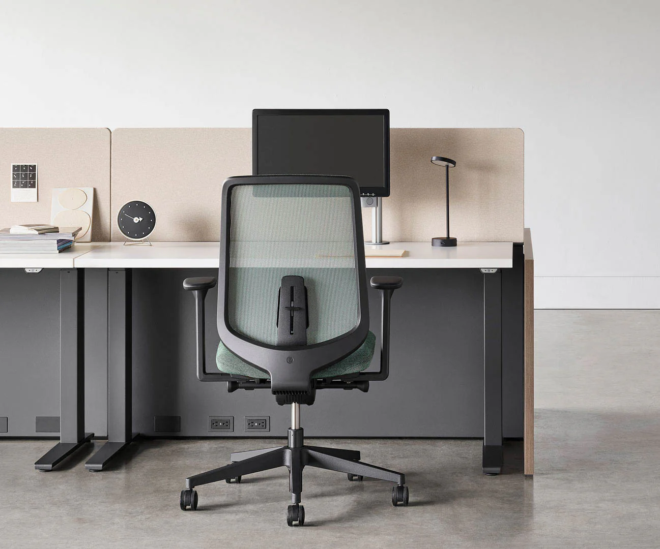 Herman Miller Verus Suspension Back Task Chair - Image 2