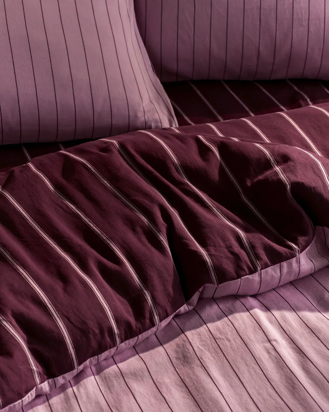 Hommey Quilt Cover - Mulberry / Aster - Image 10