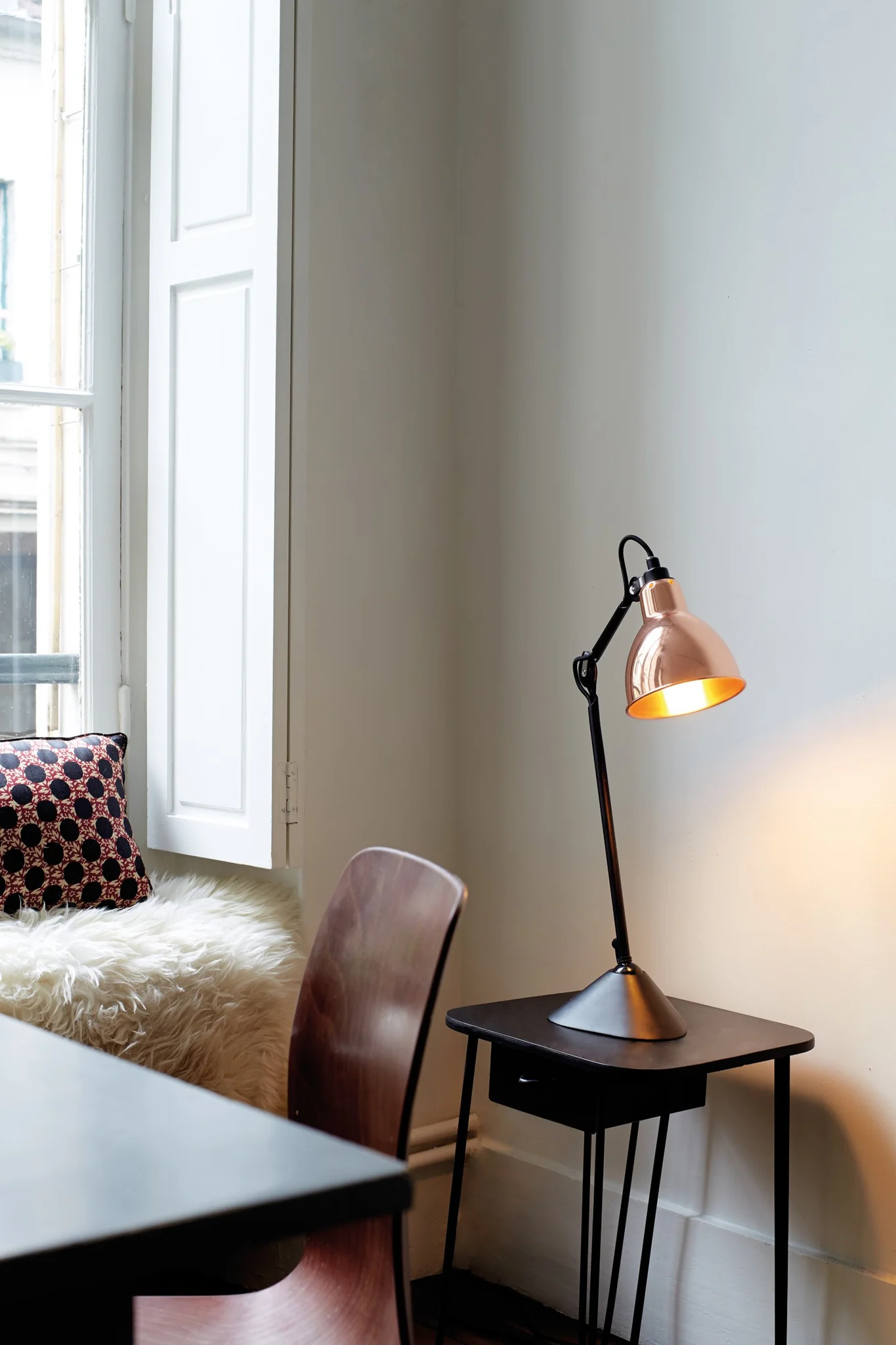 DCW Editions Lampe Gras N° 205 Table Lamp - Image 3