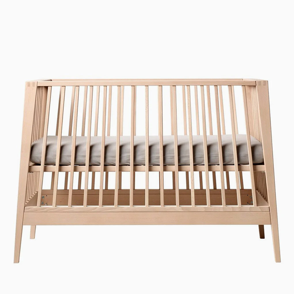 Leander Linea Baby Cot with Bedding - Image 13