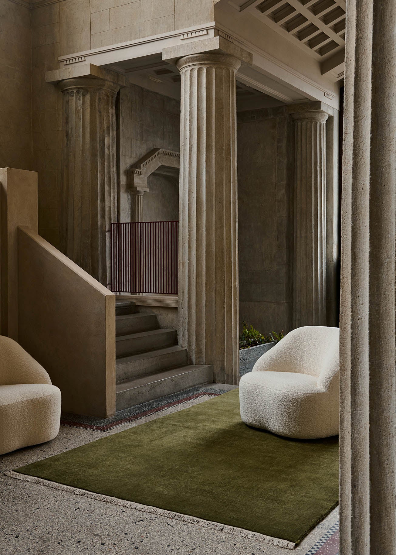&Tradition Margas Swivel Armchair LC2 - Image 4