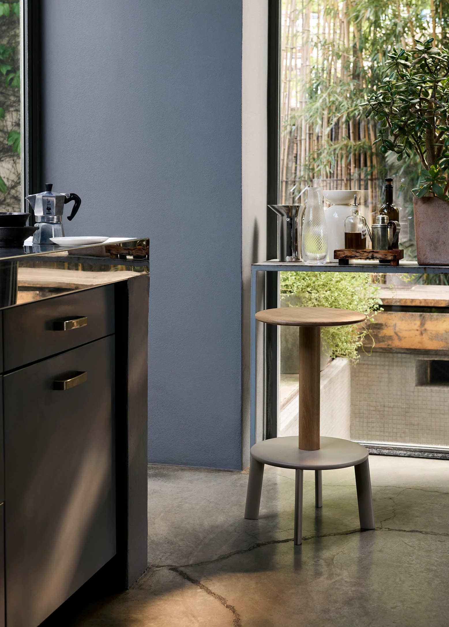 &Tradition Massif Bar Stool AV40 - Image 3