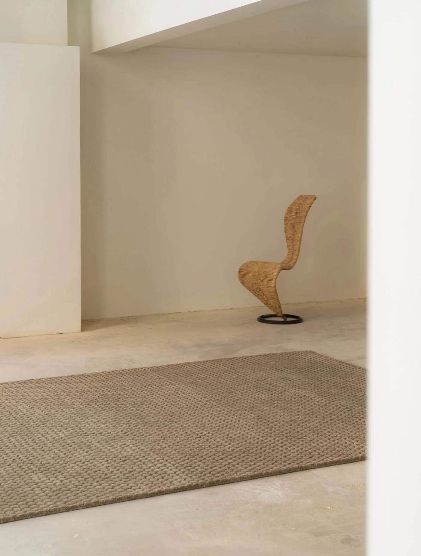 Massimo Copenhagen Rug - Drops Surface - Image 3