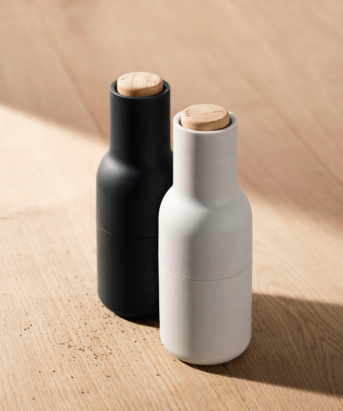 Audo Copenhagen Bottle Grinder - Carbon / Ash - Image 3