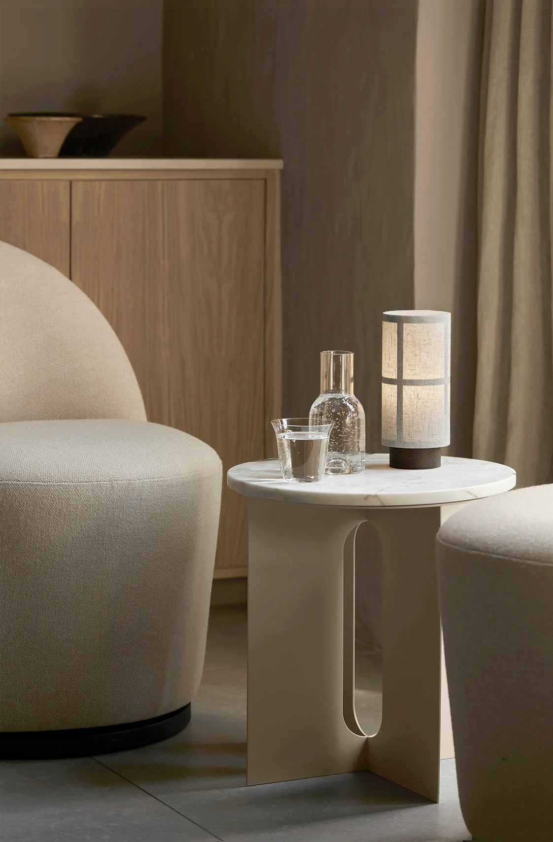 Audo Copenhagen Hashira Table Lamp Portable - Raw - Image 3