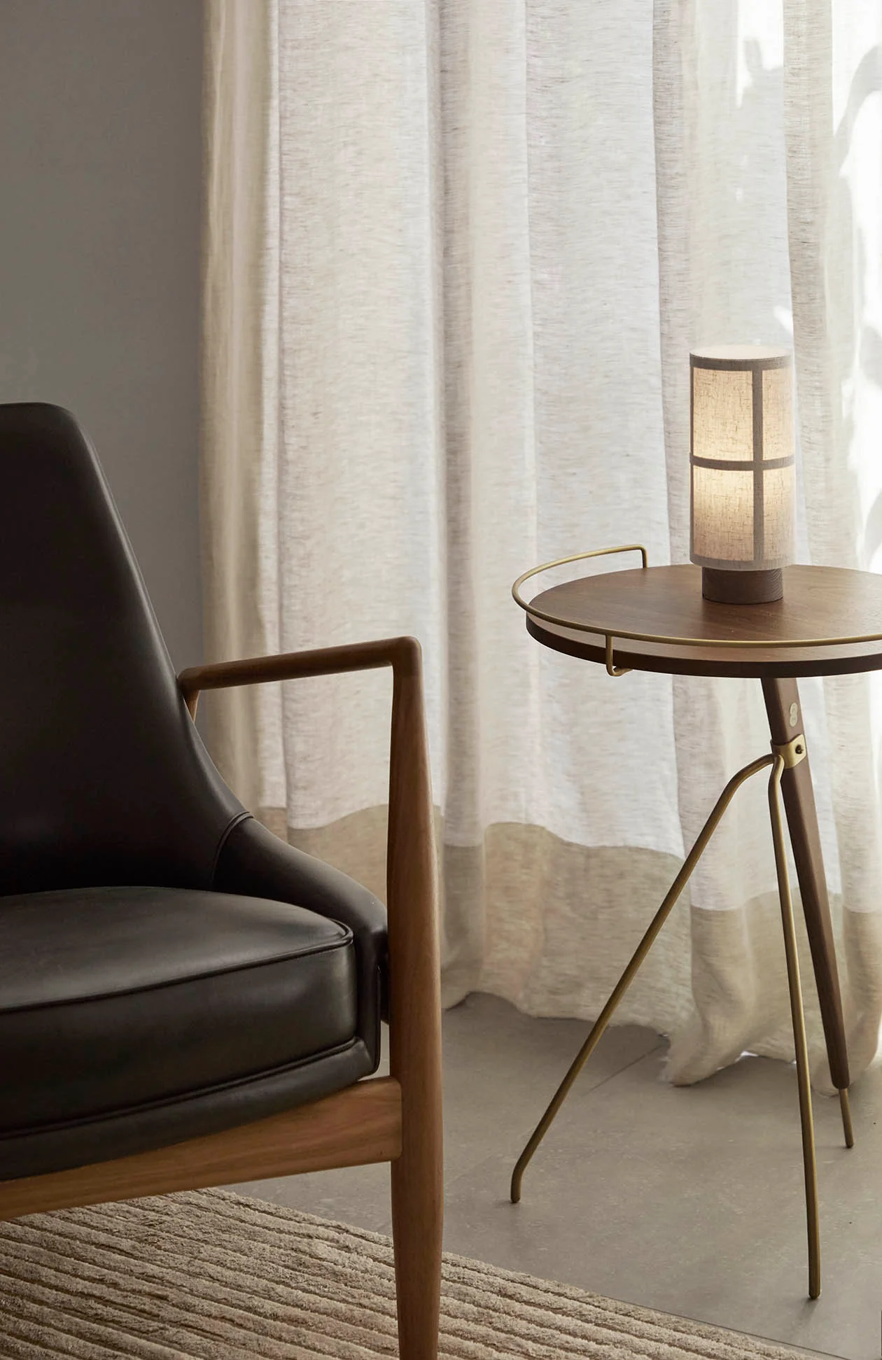 Audo Copenhagen Hashira Table Lamp Portable - Raw - Image 5