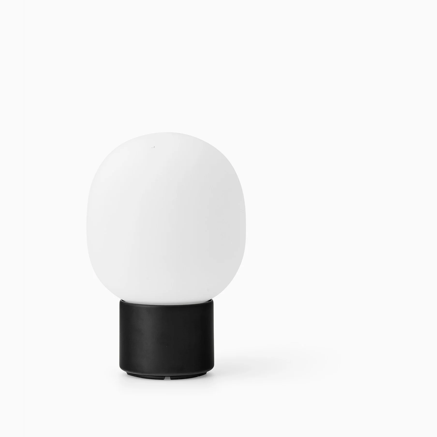 Audo Copenhagen JWDA Lamp Portable - Black - Image 5