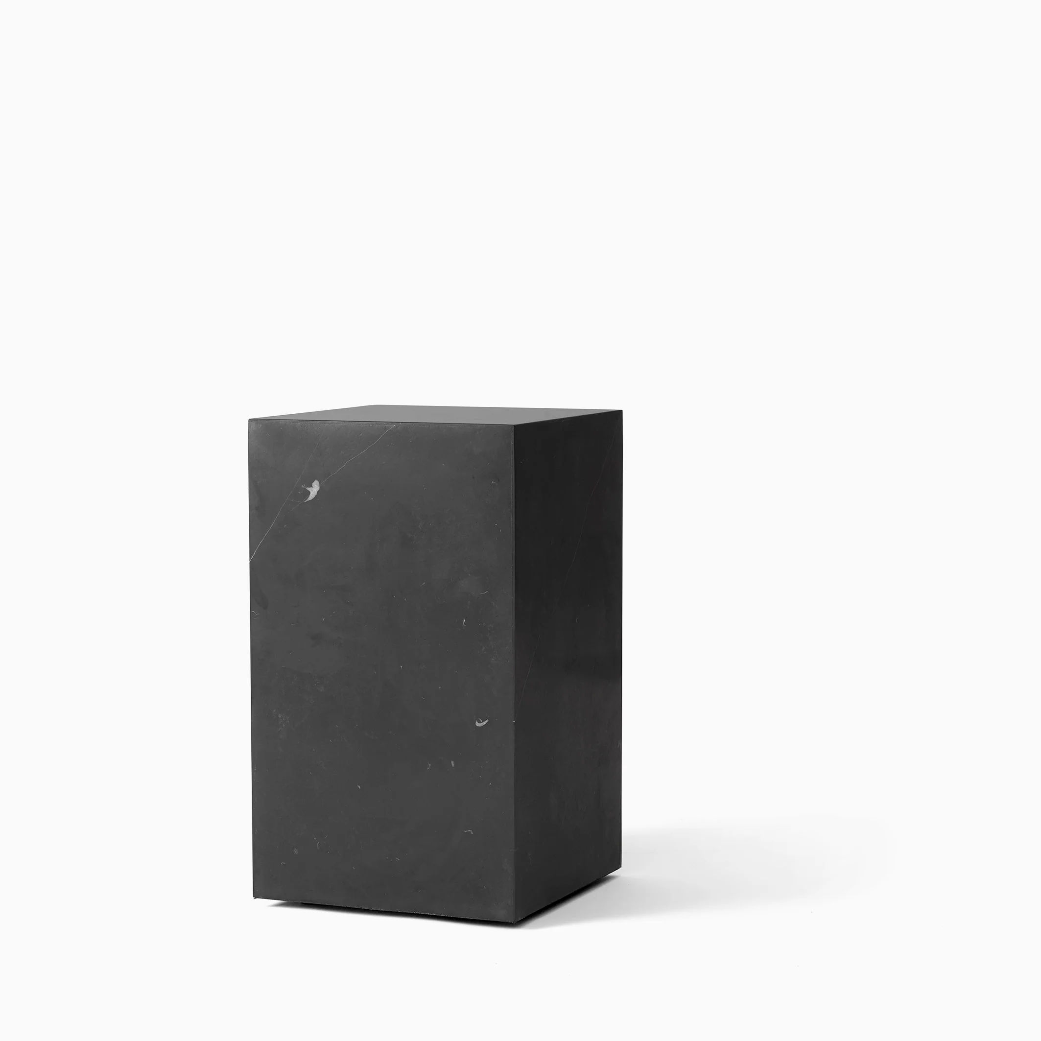 Audo Copenhagen Plinth Tall - Nero Marquina Marble