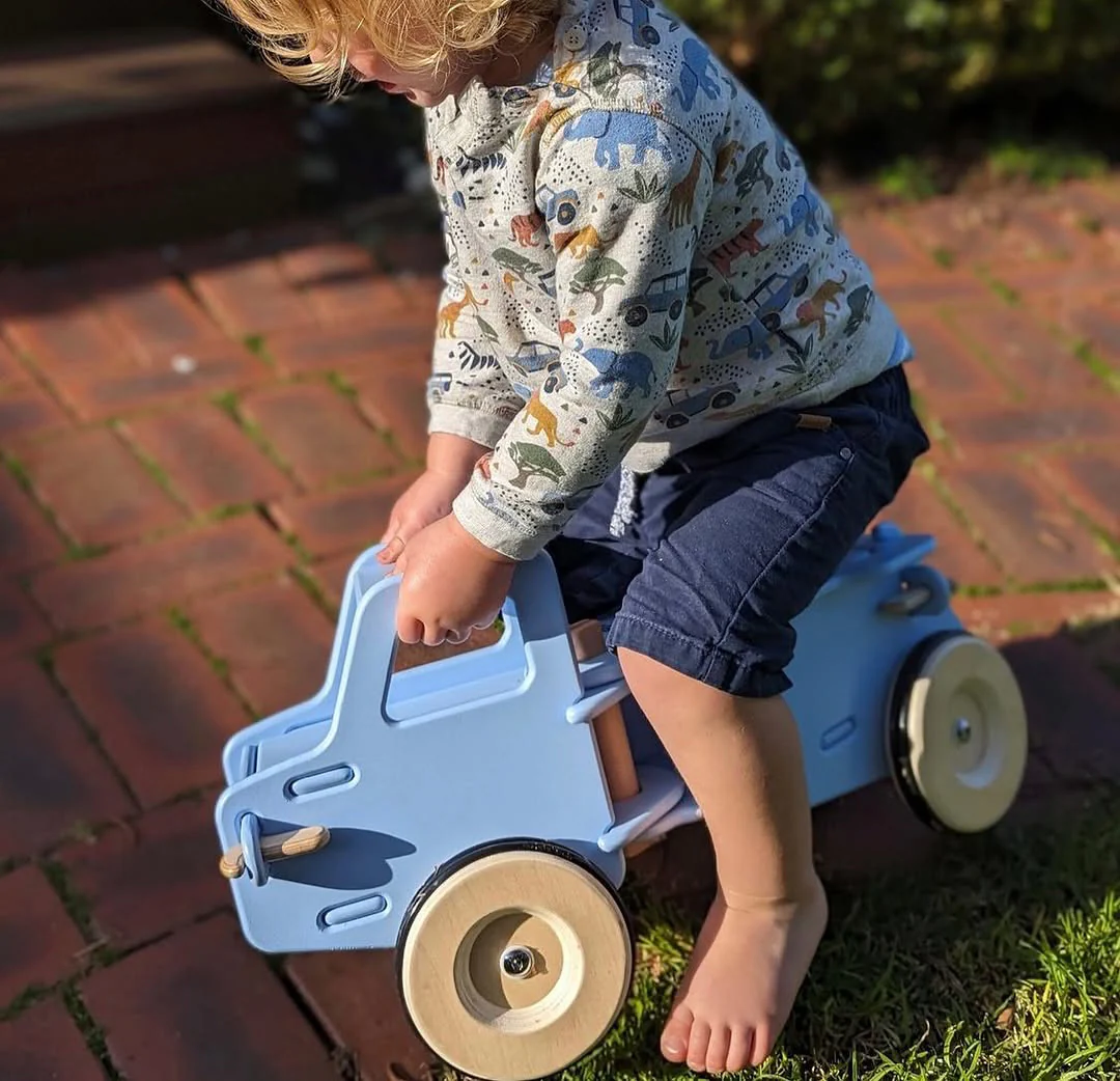 Moover Classic Dump Truck - Image 6