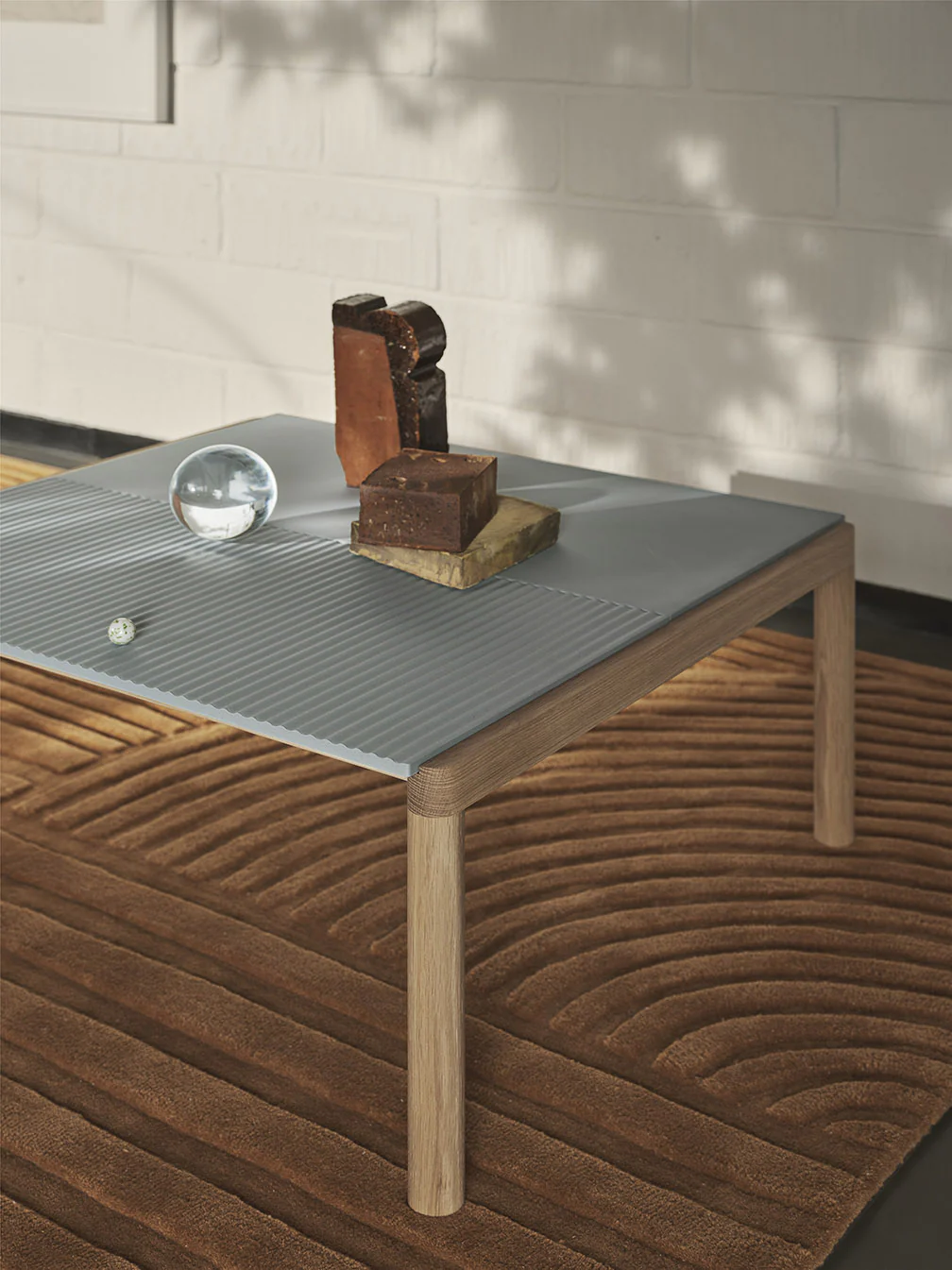 Muuto Couple Coffee Table - 2 Tiles - Image 5