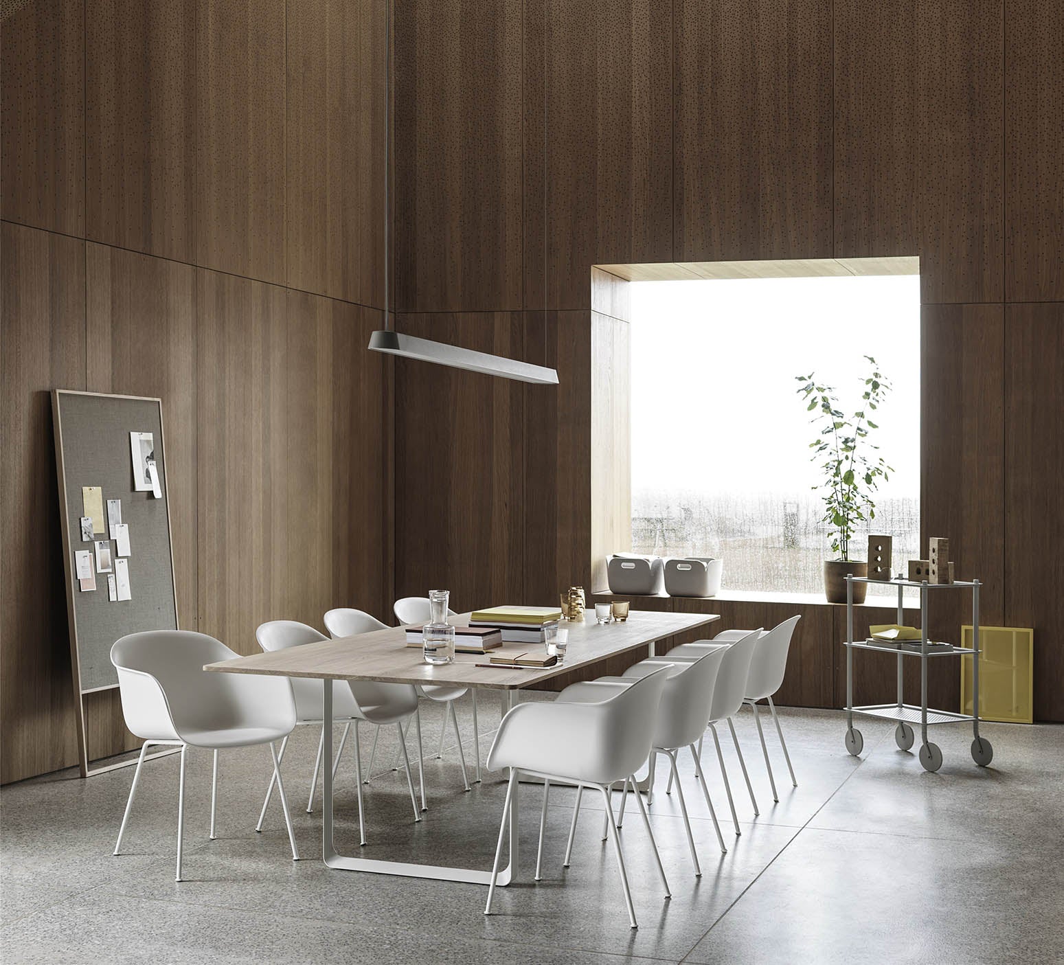 Muuto Fiber Armchair - Tube Base - Image 4
