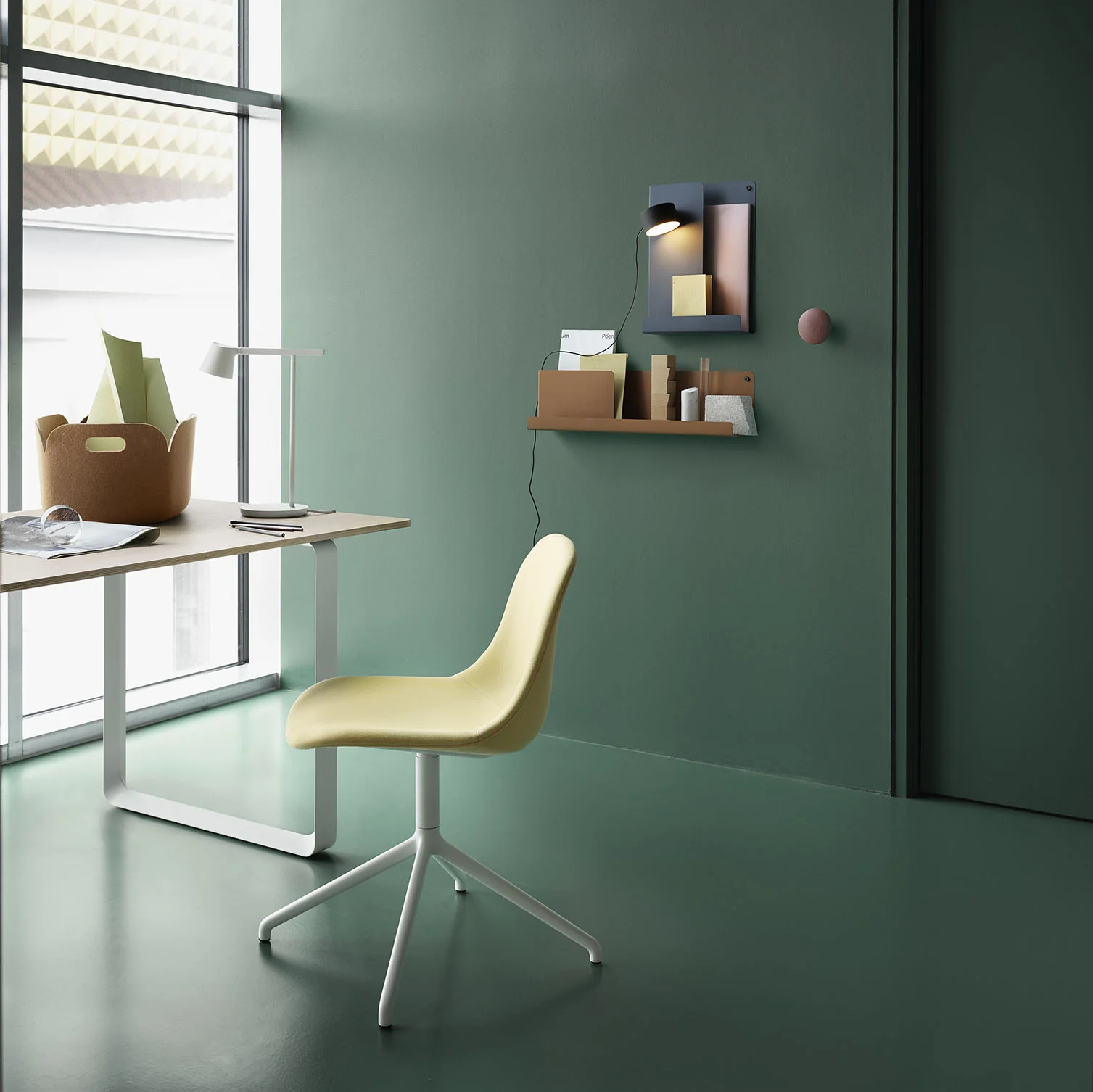 Muuto Folded Shelves - 63x16.5cm - Image 3