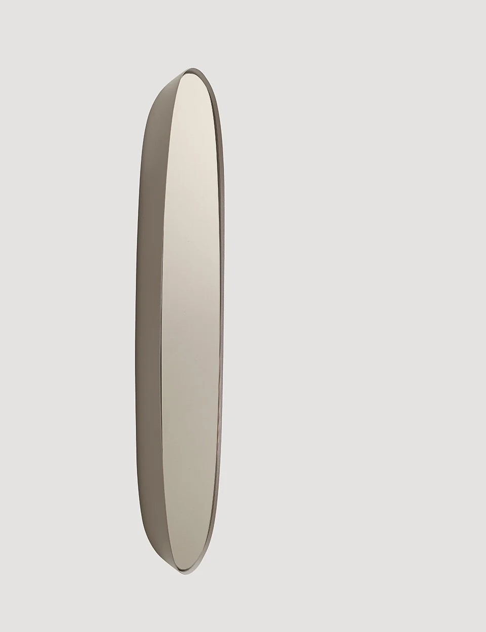 Muuto Framed Mirror (Small) - Image 9