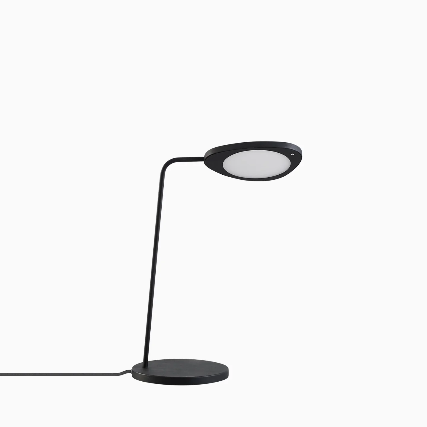 Muuto Leaf Table Lamp - Black - Image 2