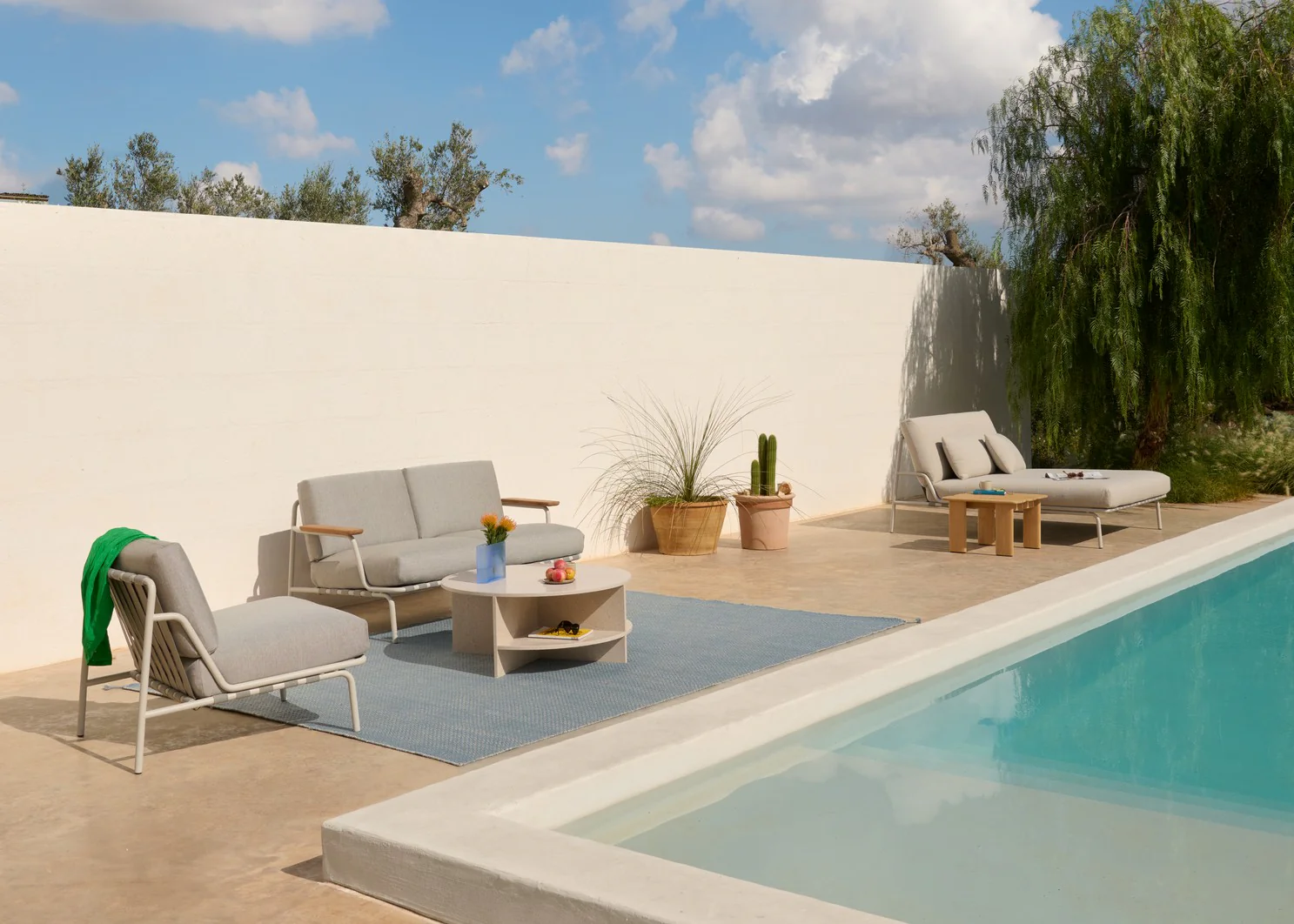 Muuto Settle Sofa with Armrest - 2 Seater - Image 15