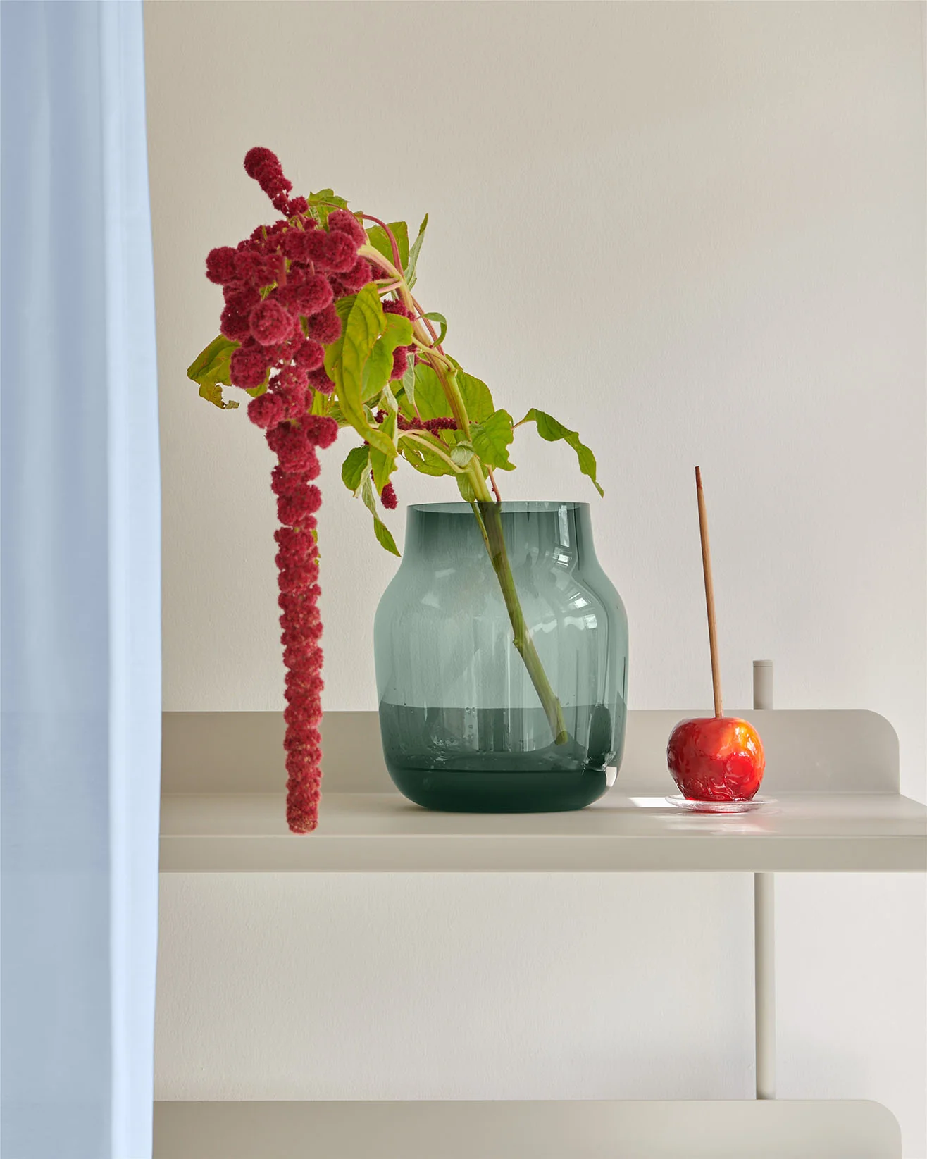 Muuto Silent Vase - Image 2