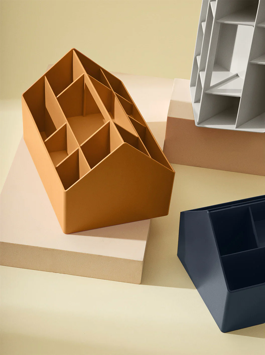 Muuto Sketch Toolbox - Burnt Orange - Image 3