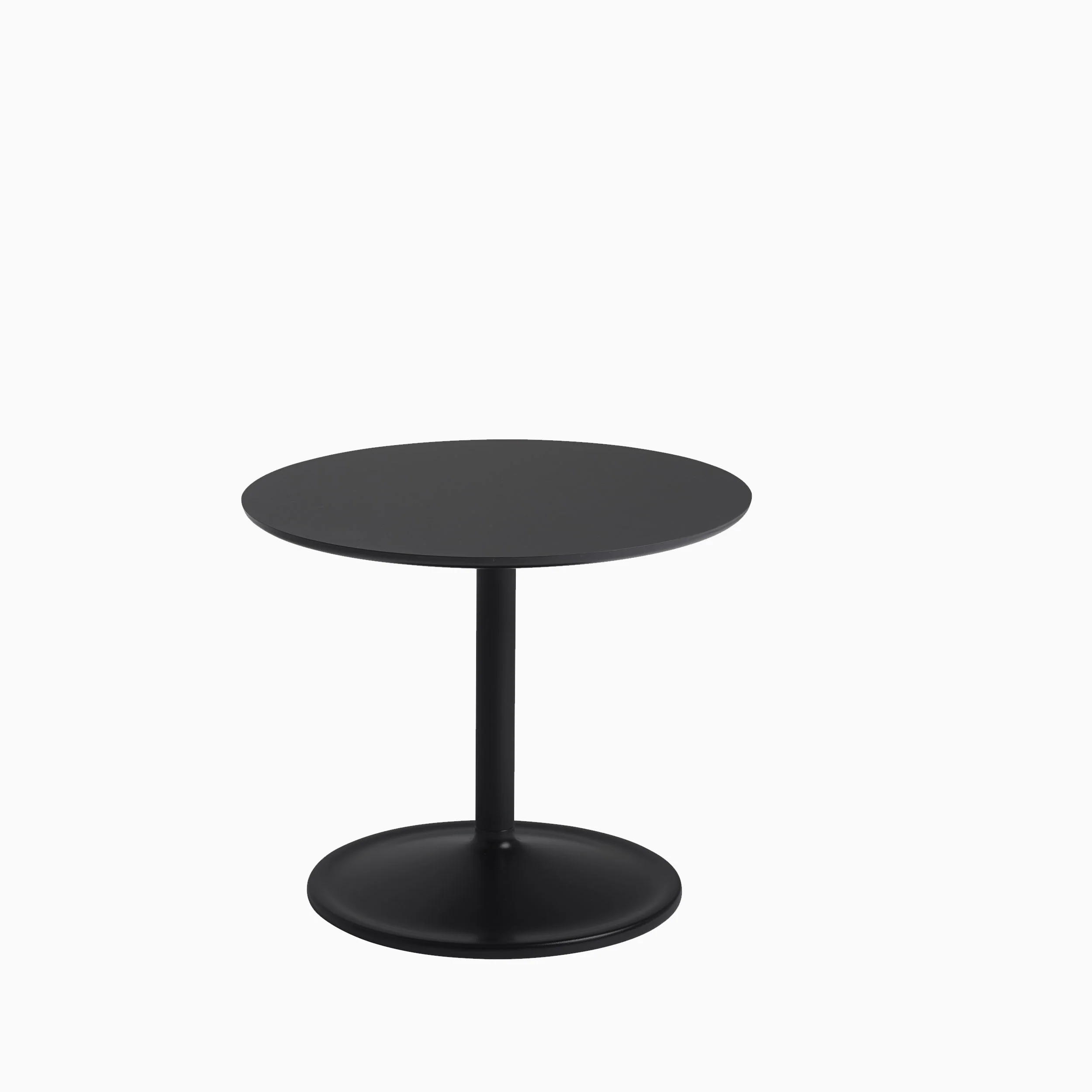 Muuto Soft Side Table H40cm - Image 10