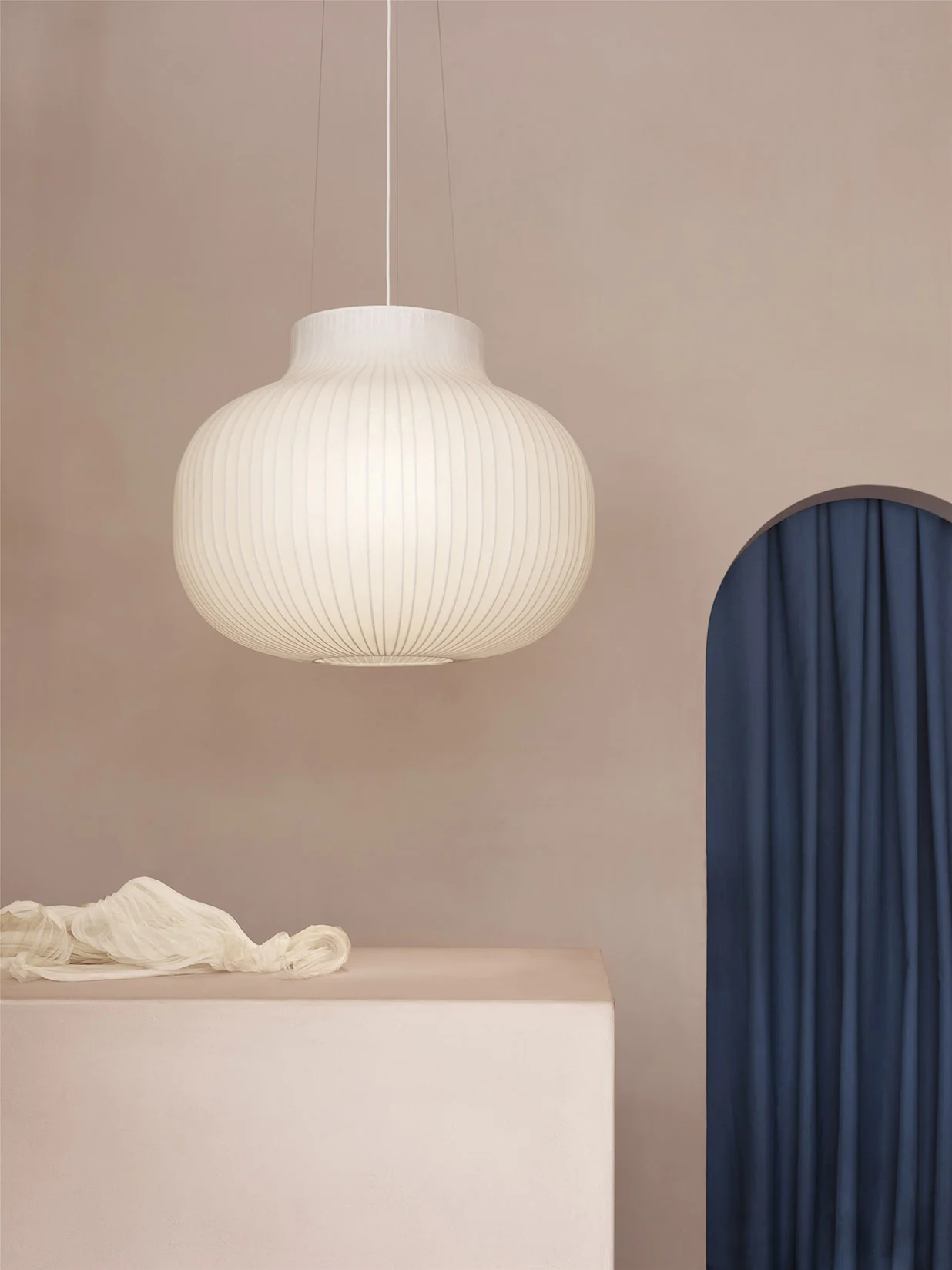 Muuto Strand Pendant 80cm - Closed - Image 3